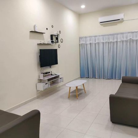 My Homestay Sitiawan - Astronaut Space House 8 Pax Kültér fotó