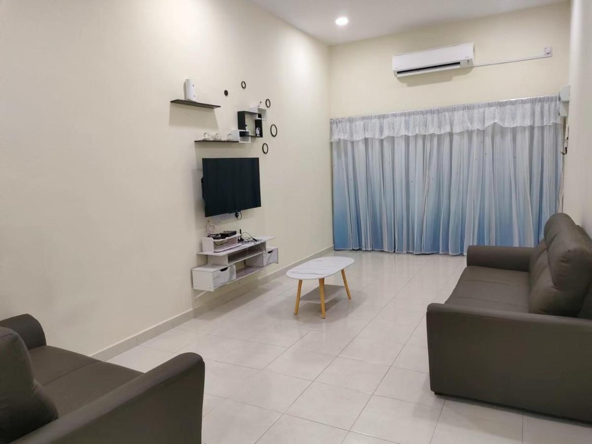My Homestay Sitiawan - Astronaut Space House 8 Pax Kültér fotó